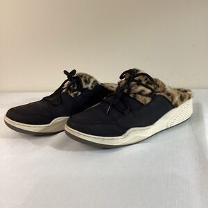 Baretraps Black and Faux Fur Animal Print Mule Size 8.5